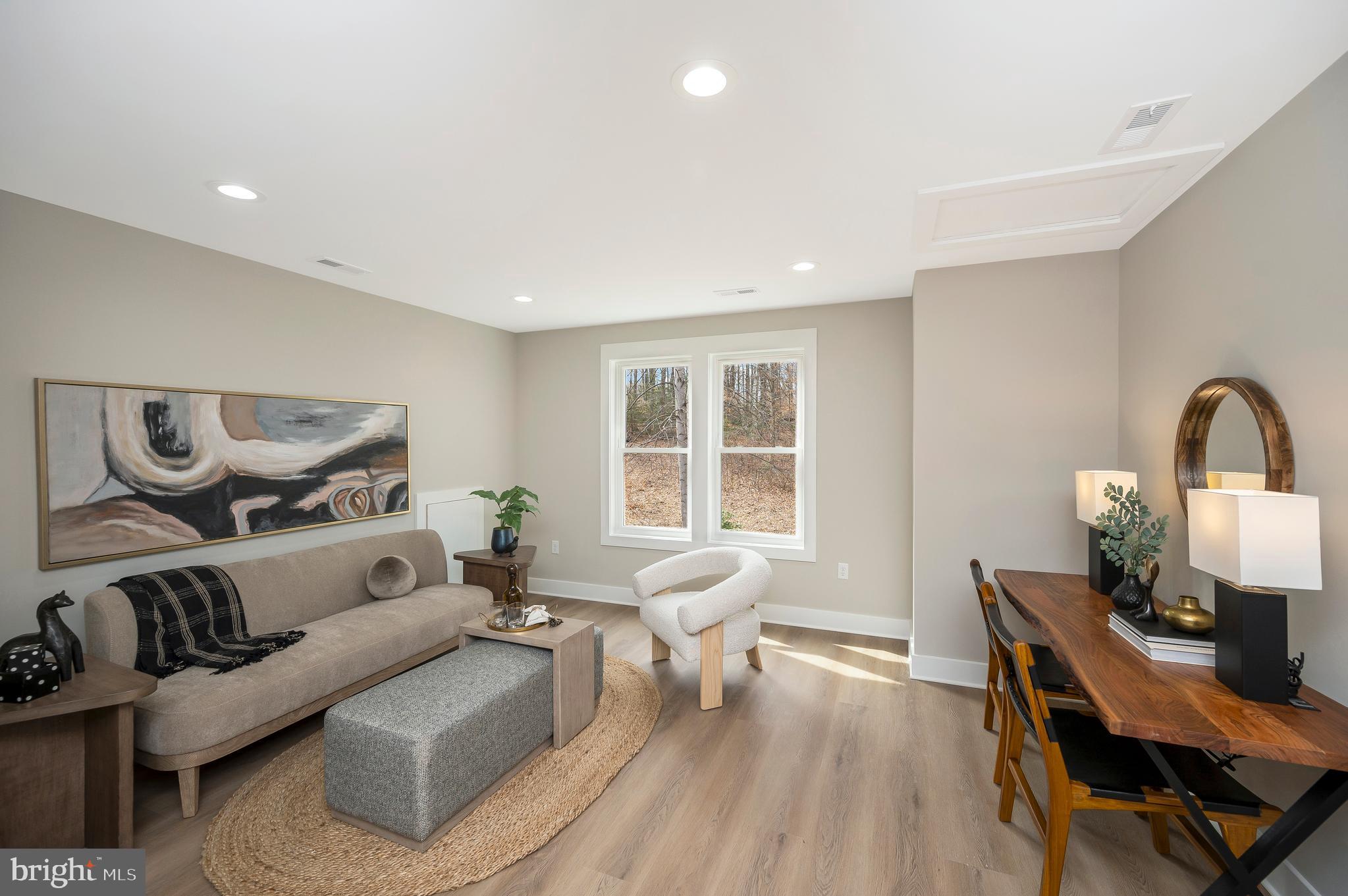 MILL RUN - Residential