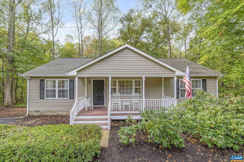 Photo of 6 Hopi Way, PALMYRA, VA 22963 (MLS # 669975)