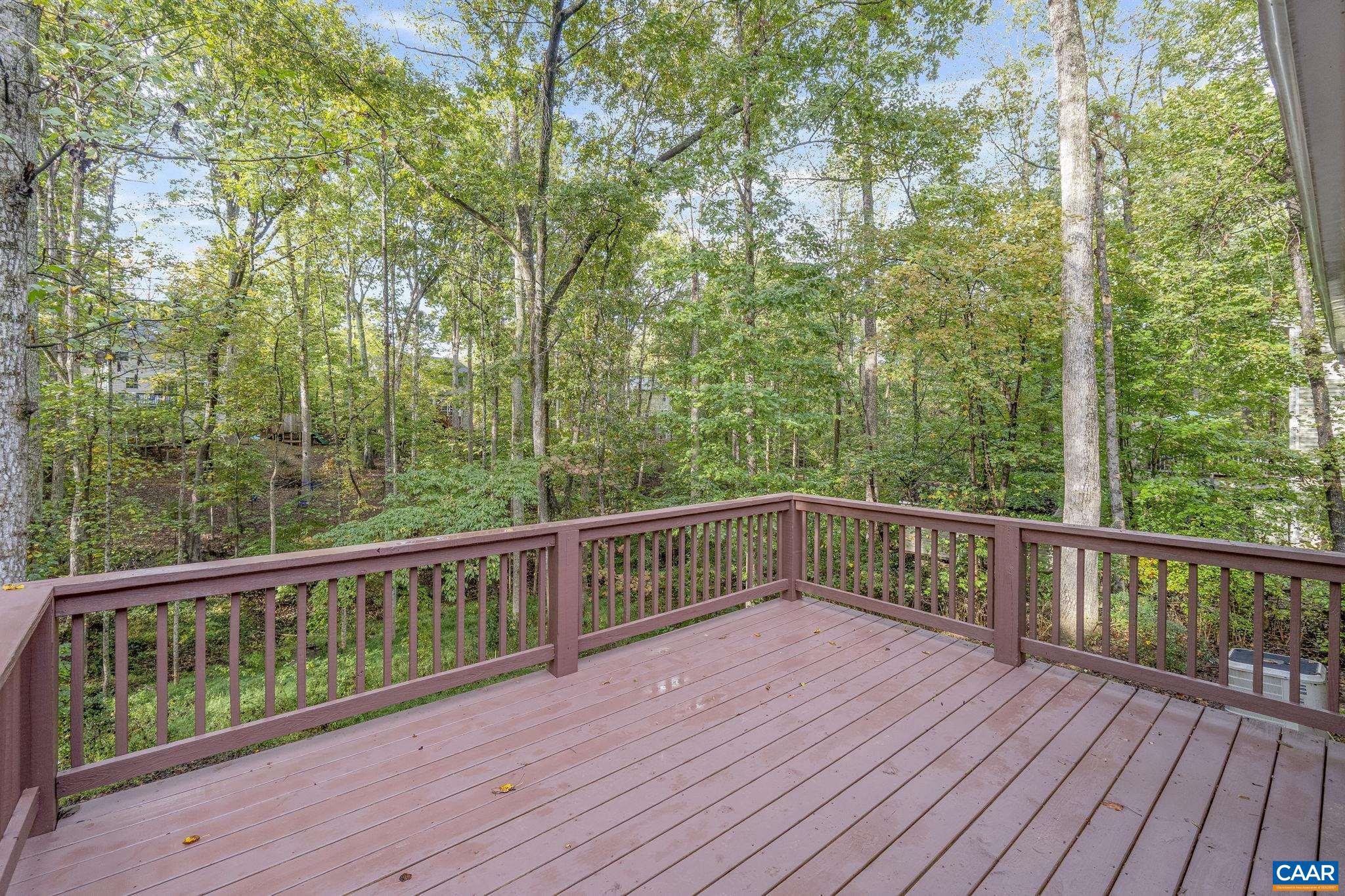 LAKE MONTICELLO - Residential