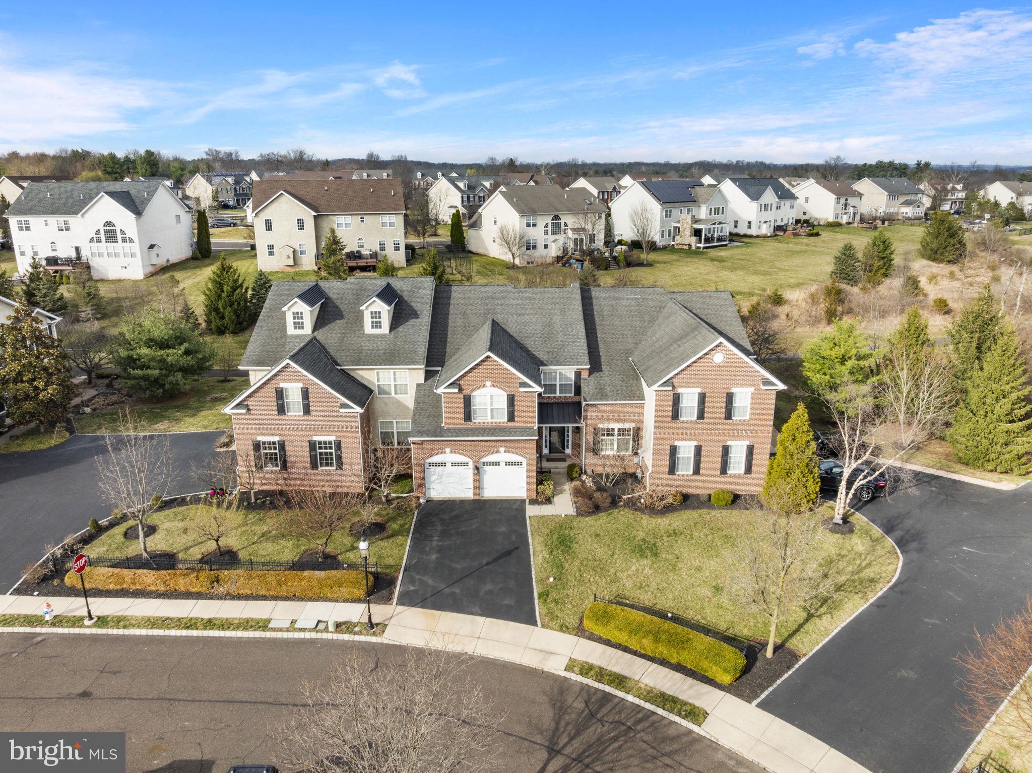 BILTMORE ESTATES - Residential