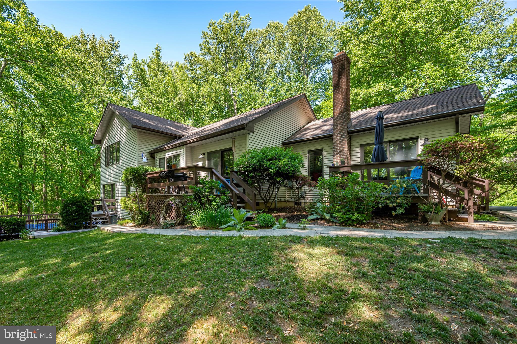 PINEWOOD ACRES - Residential