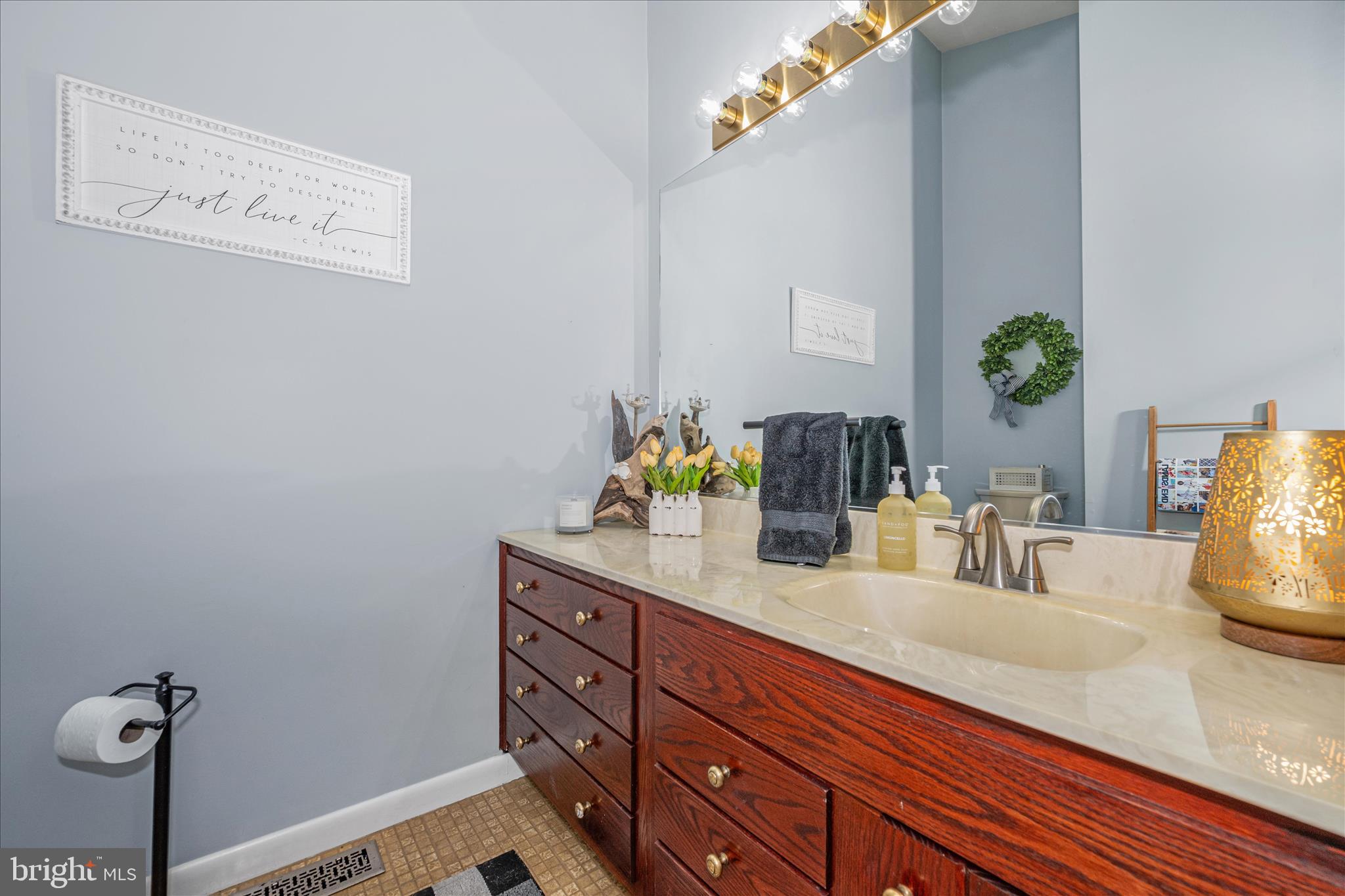 PINEWOOD ACRES - Residential