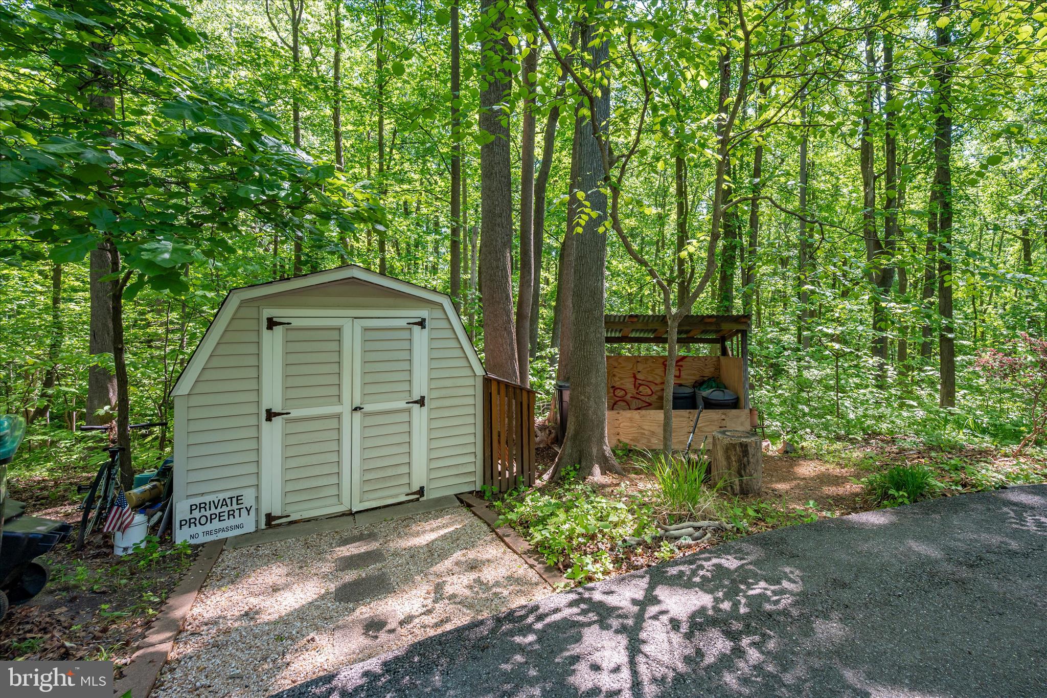 PINEWOOD ACRES - Residential