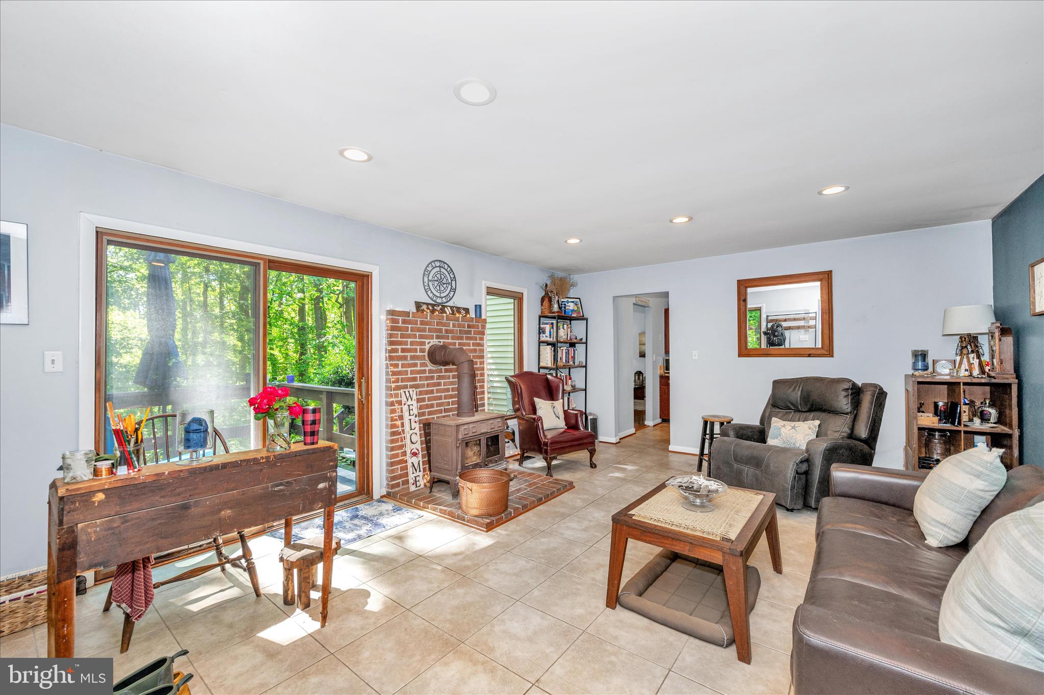 PINEWOOD ACRES - Residential