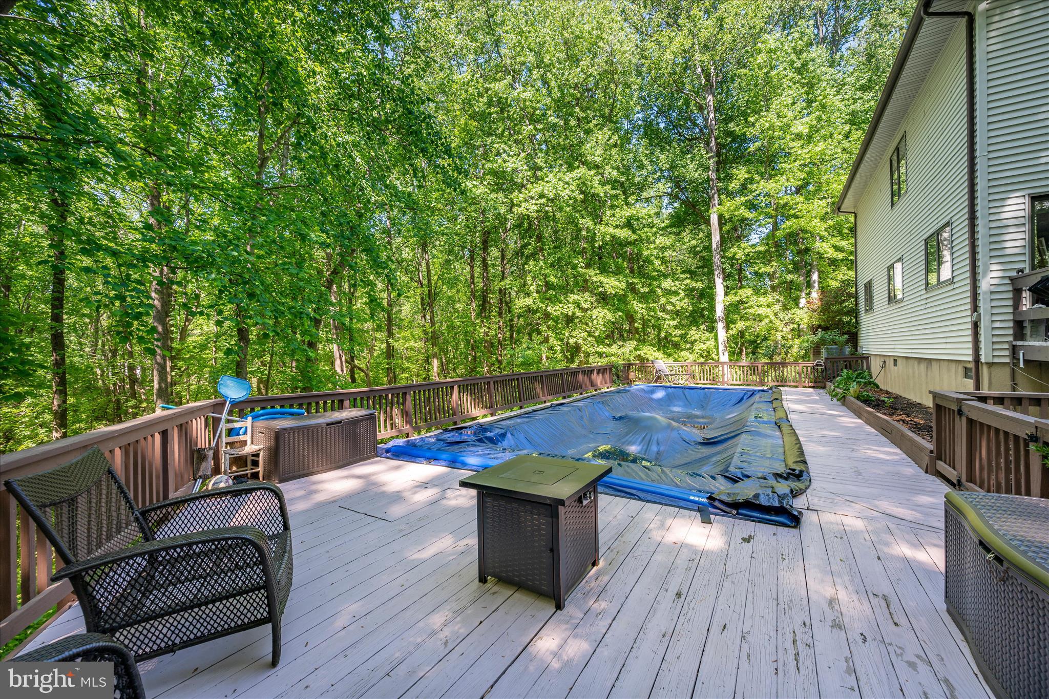 PINEWOOD ACRES - Residential