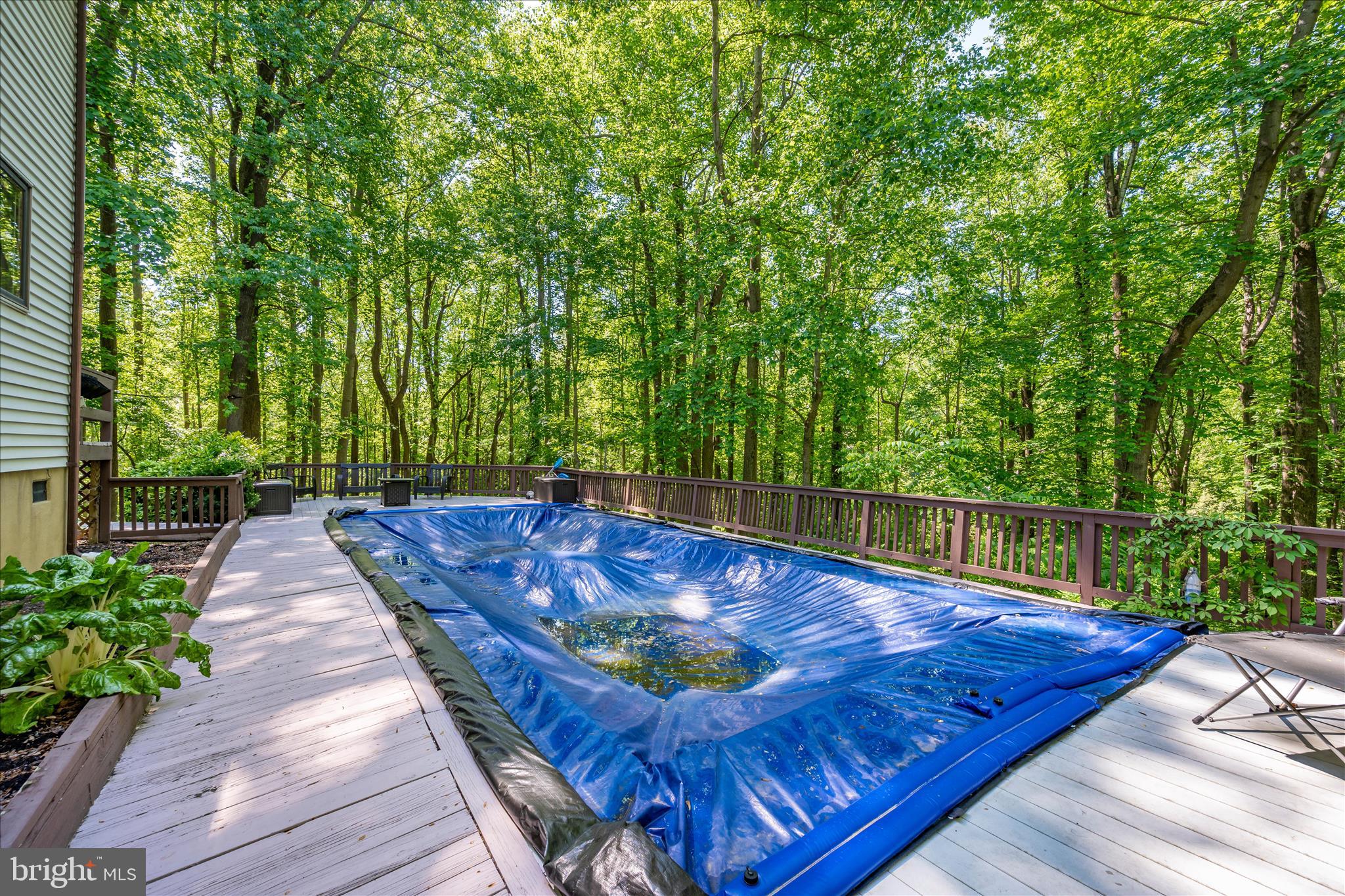 PINEWOOD ACRES - Residential