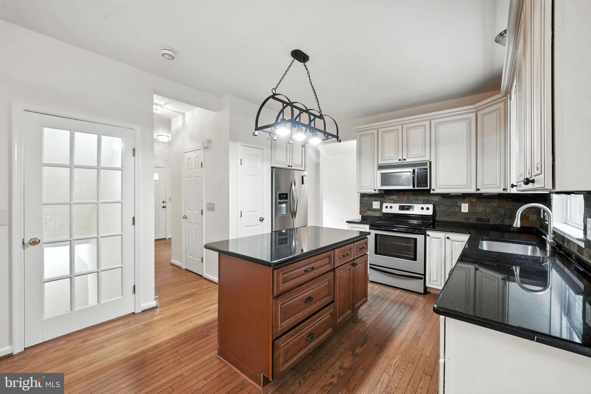 ASHLAND - Residential