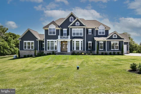 18030 Maintree Farm Court, Leesburg, VA 20175 - #: VALO2124370