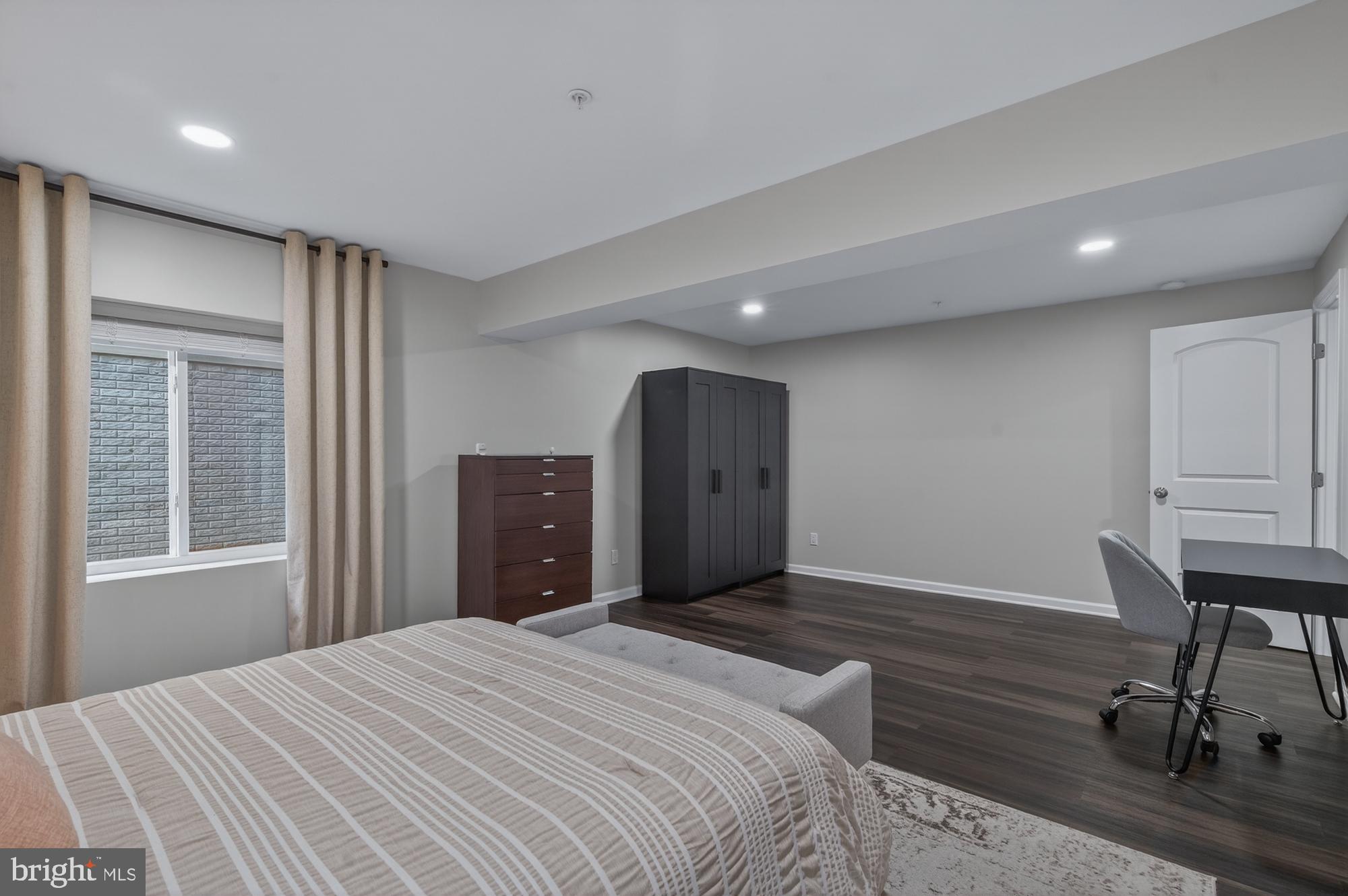 BRUNSWICK CROSSING - Residential