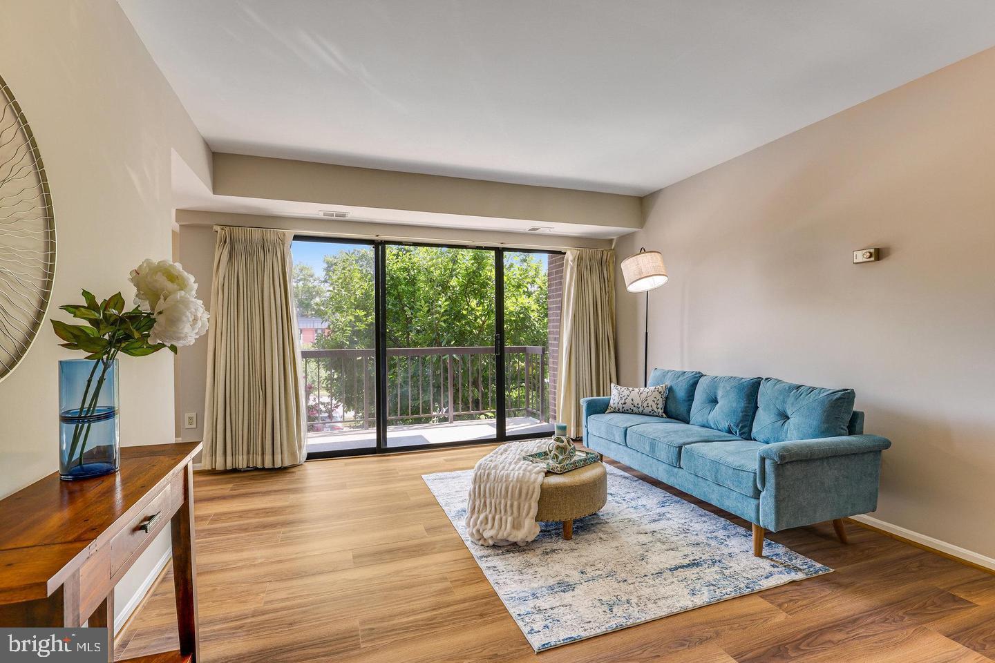 HAWTHORNE VILLAGE - Residential