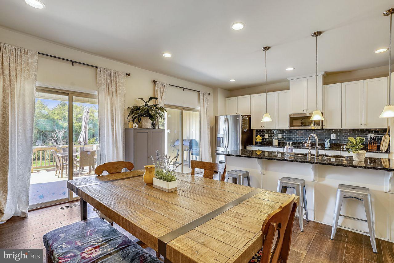 BRADLEY SQUARE - Residential