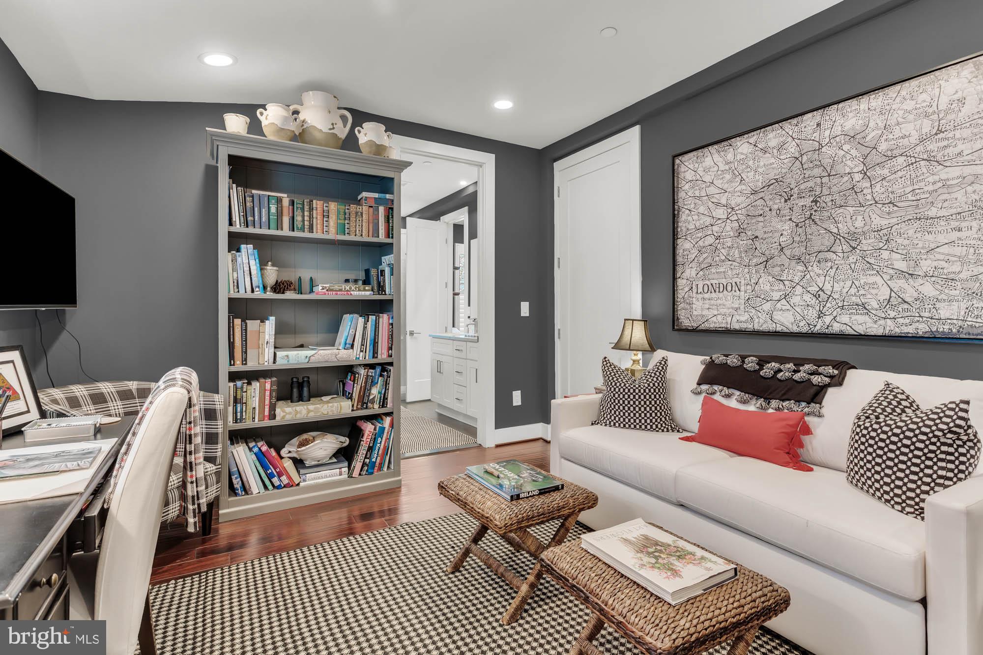 EASTPORT - Residential