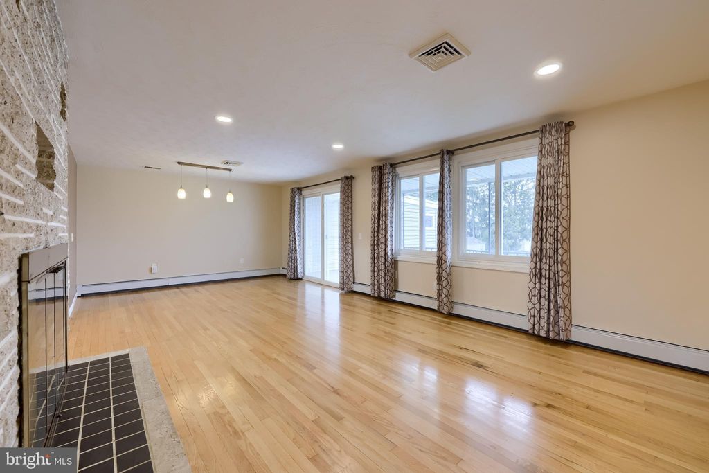 Photo of 861 Cape Horn Road, RED LION, PA 17356 (MLS # PAYK2094888)