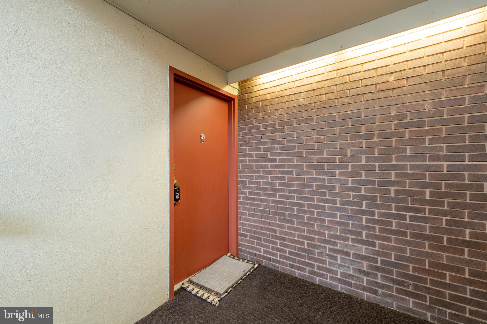 DEERING WOODS - Residential