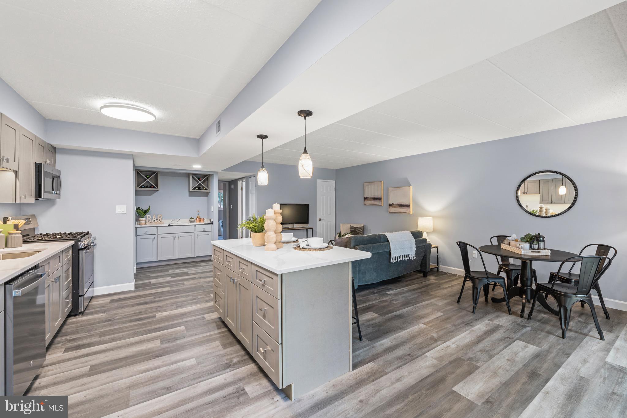 DEERING WOODS - Residential