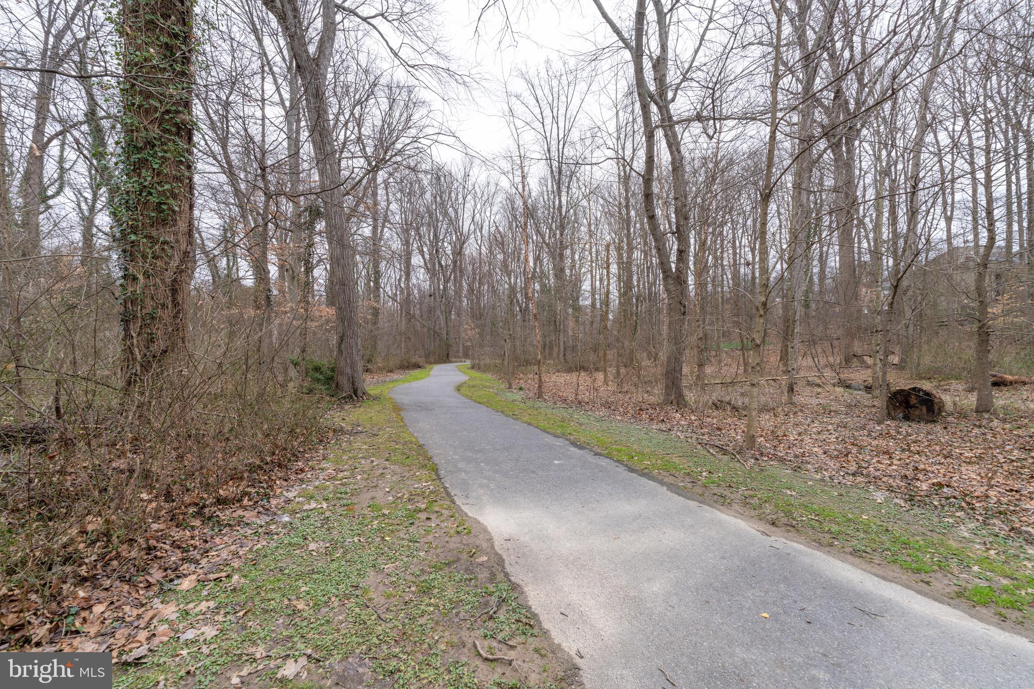 DEERING WOODS - Residential