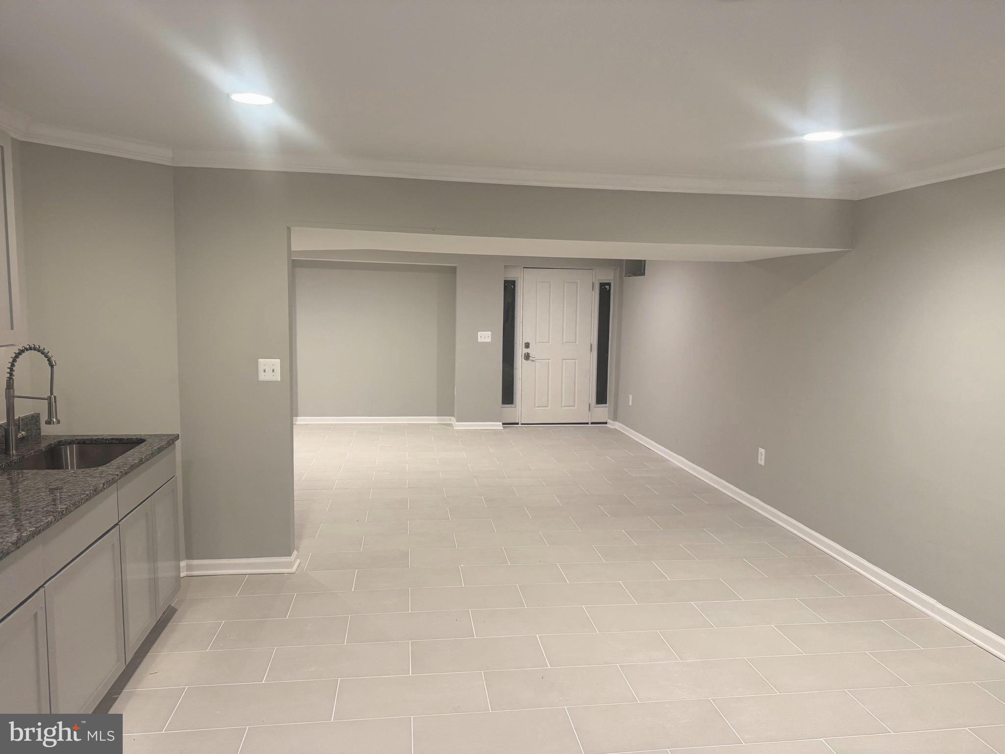 DOMINION VALLEY - Residential Lease