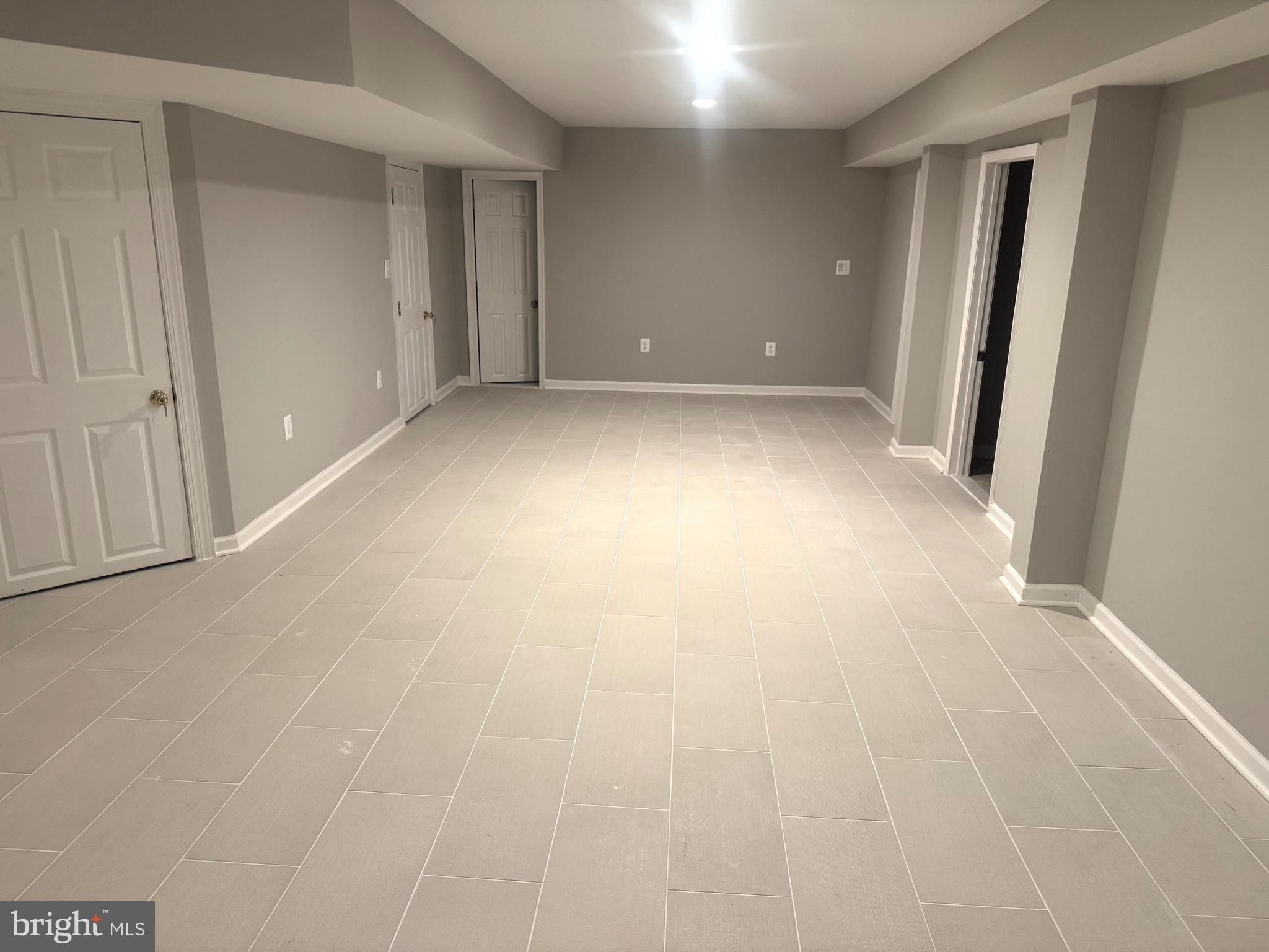 DOMINION VALLEY - Residential Lease