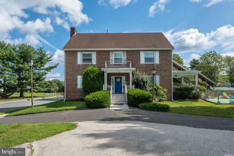 Photo of 189 Watsontown Road, BERLIN, NJ 08009 (MLS # NJCD2100494)