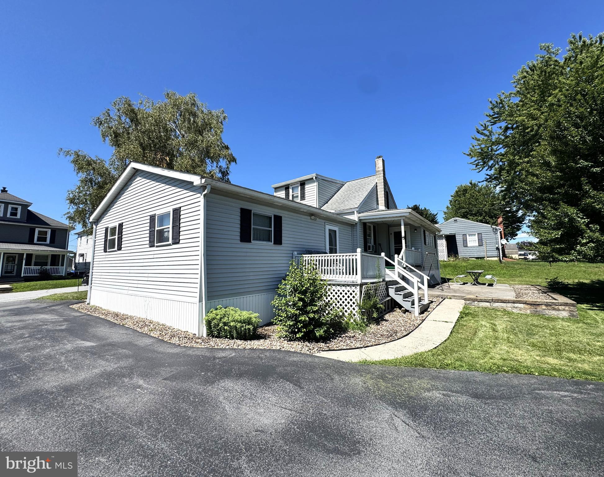 422 PRINCETON STREET