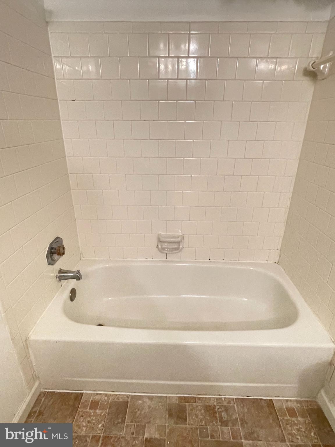 TOWNES OF GLOUCESTER - Residential