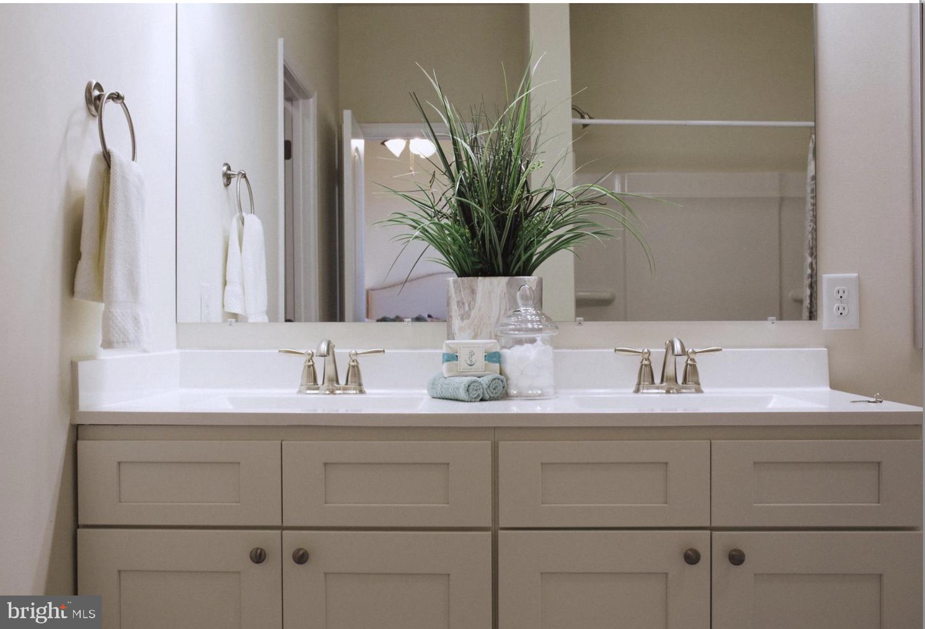 HARVEST GLEN - Residential