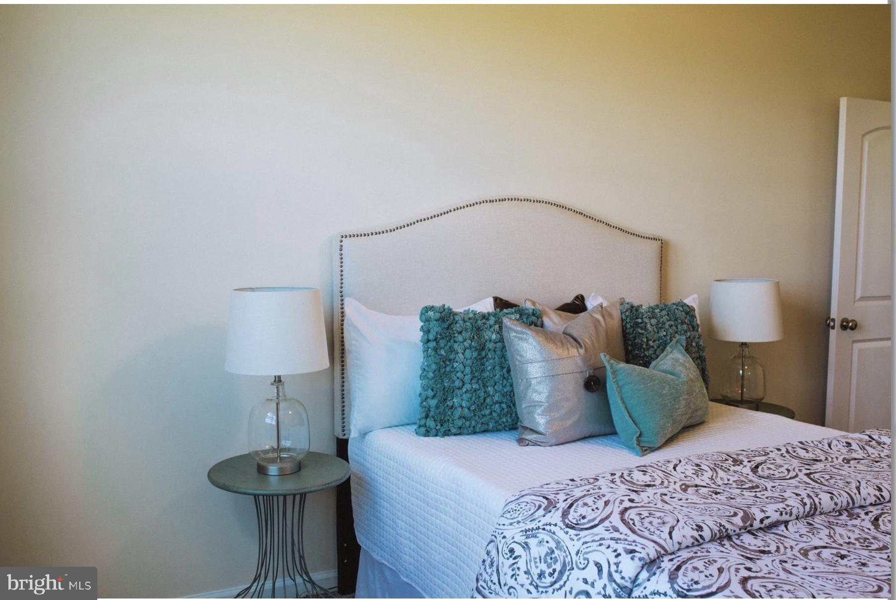 HARVEST GLEN - Residential