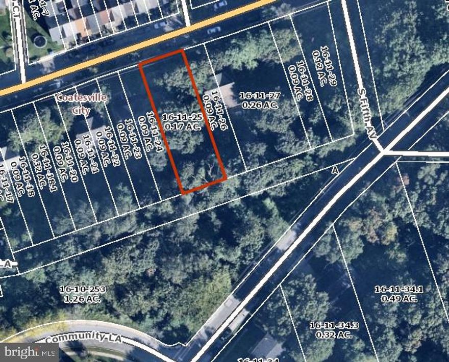 Welcome to Oak St. Offered for sale is a .17-acre lot. This lot measures approximately 50' X 148' and is located in Coatesville. Seller financing is possible. Buyer and buyer's agent are responsible for verifying lot size and contacting township for building and usage related questions.