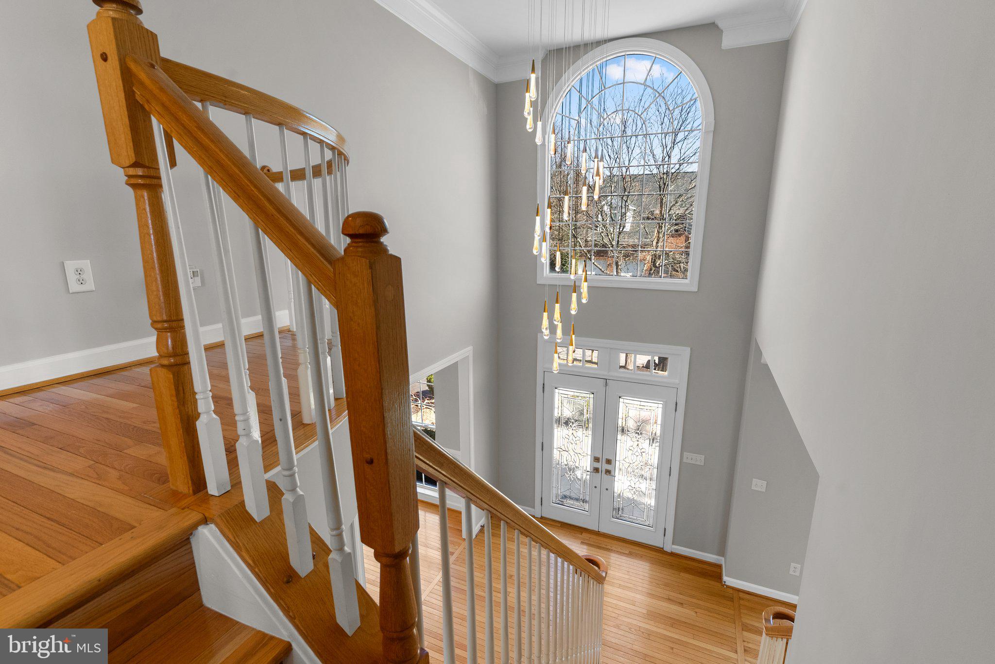 KINGSVIEW VILLAGE - Residential