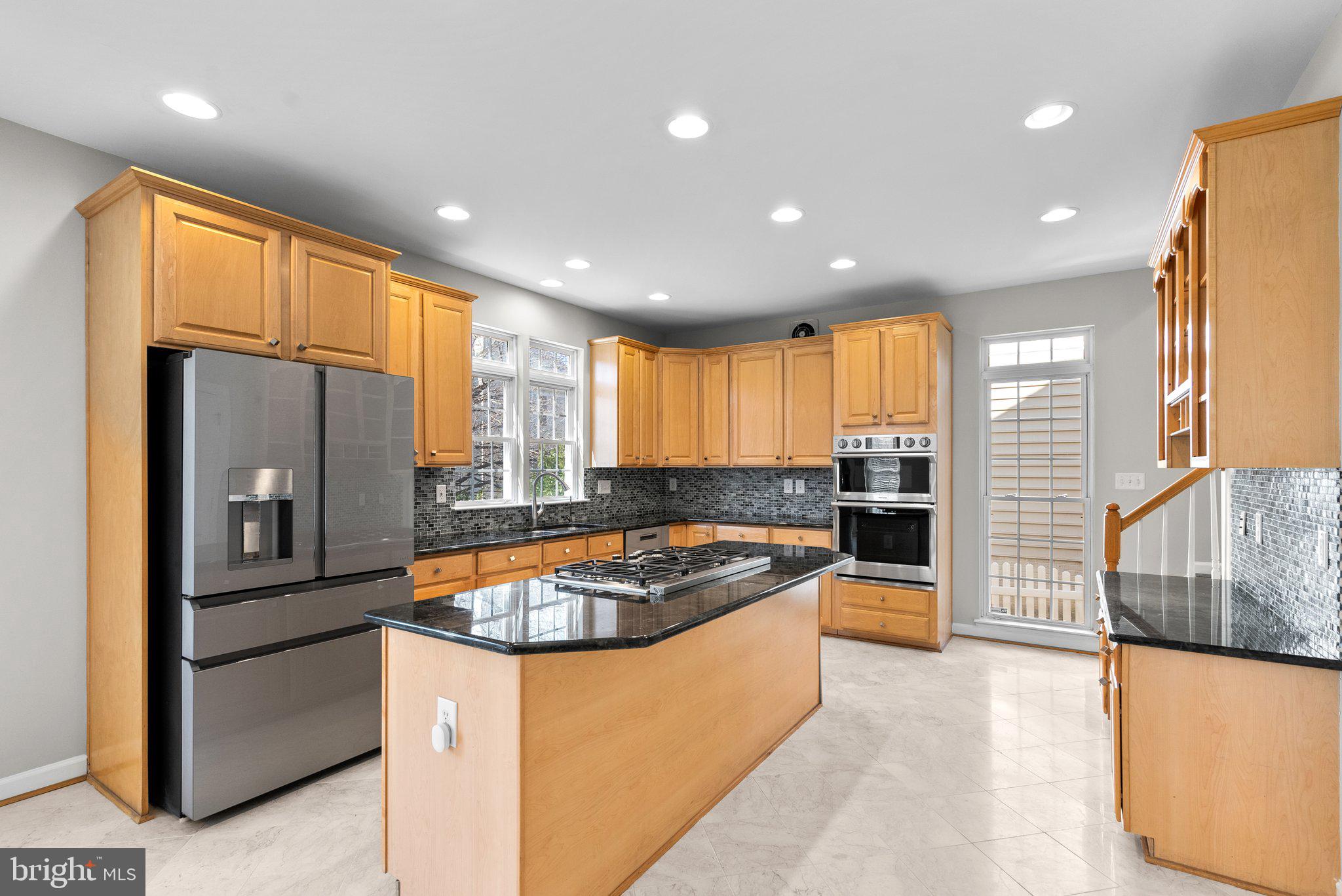 KINGSVIEW VILLAGE - Residential