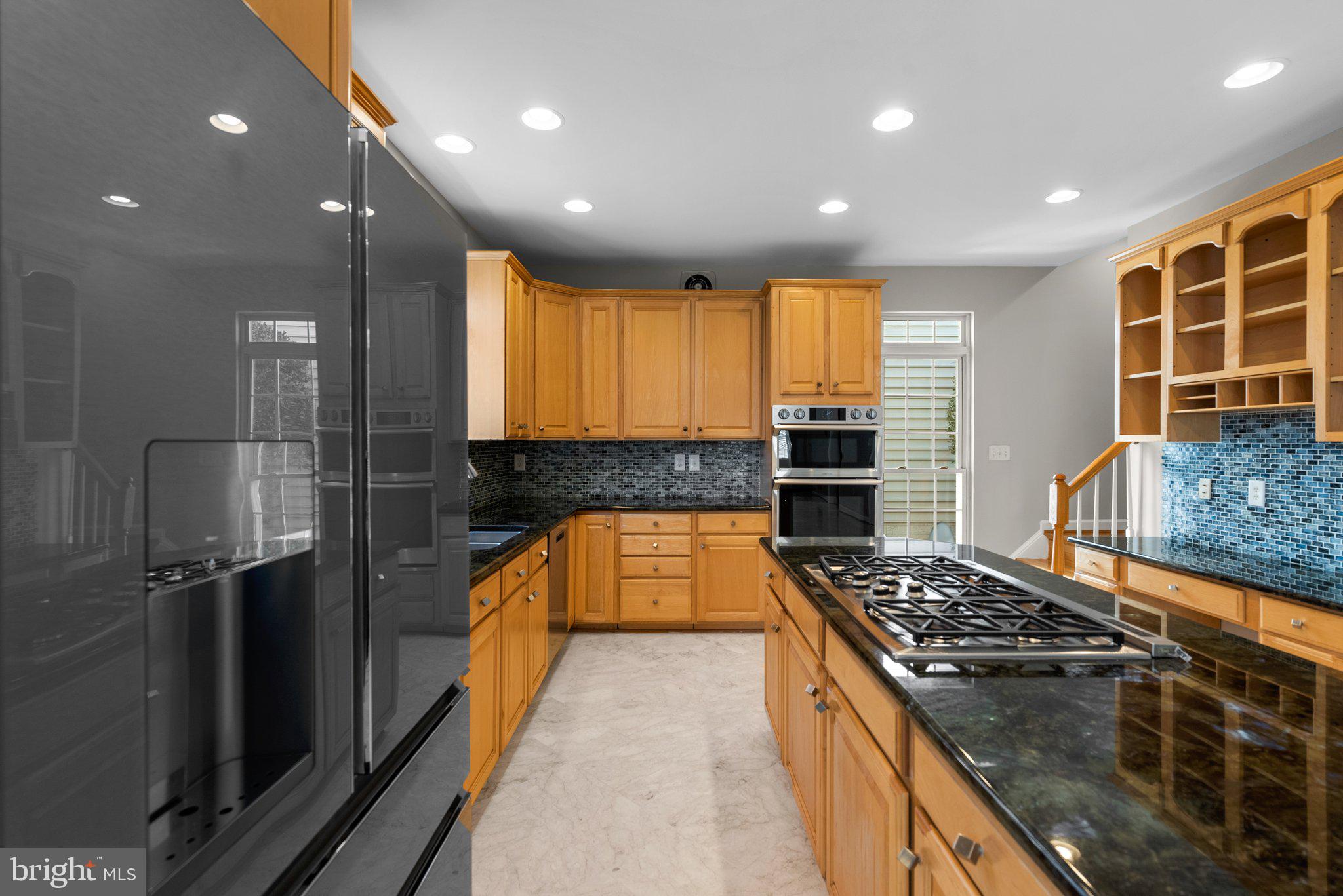 KINGSVIEW VILLAGE - Residential