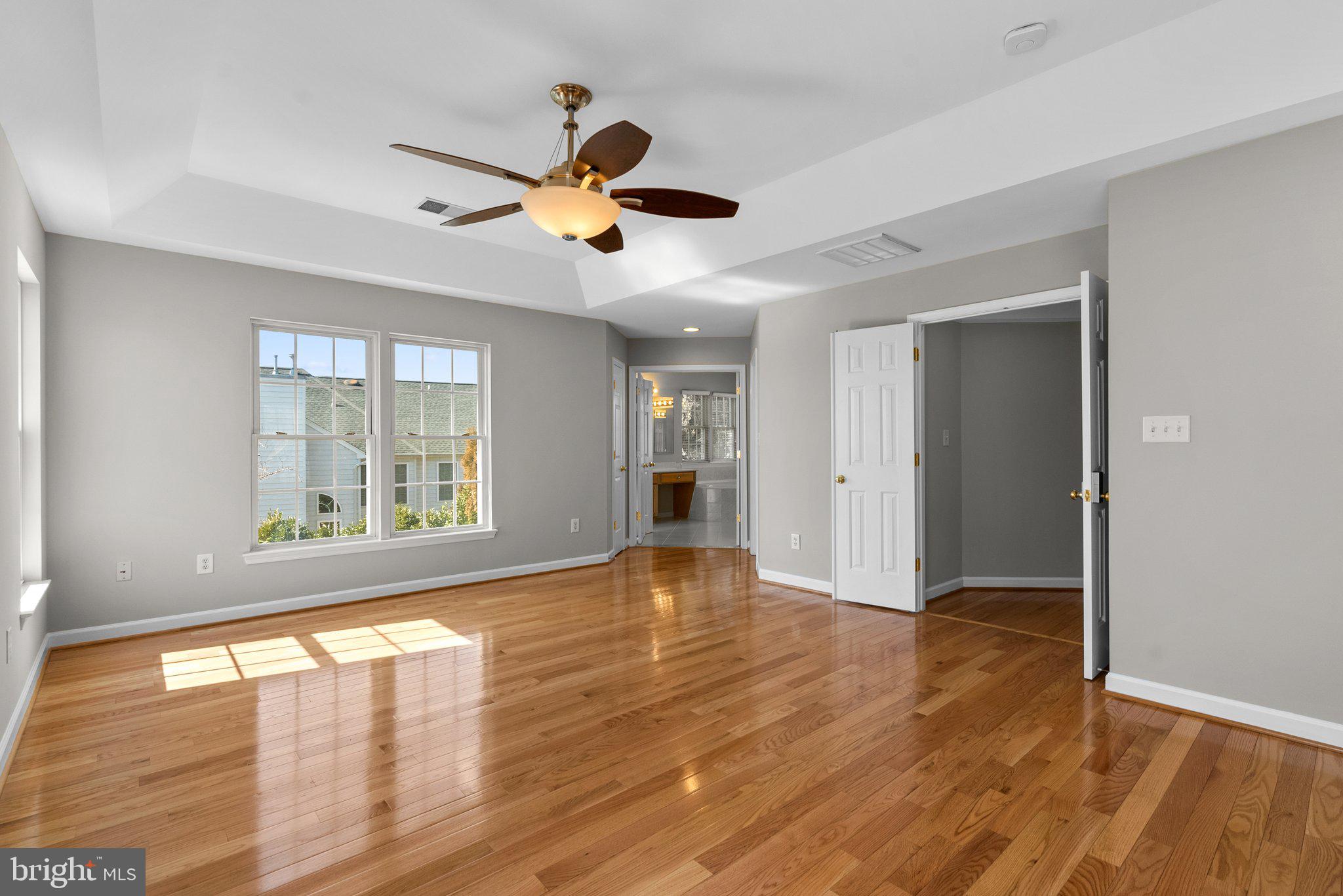 KINGSVIEW VILLAGE - Residential