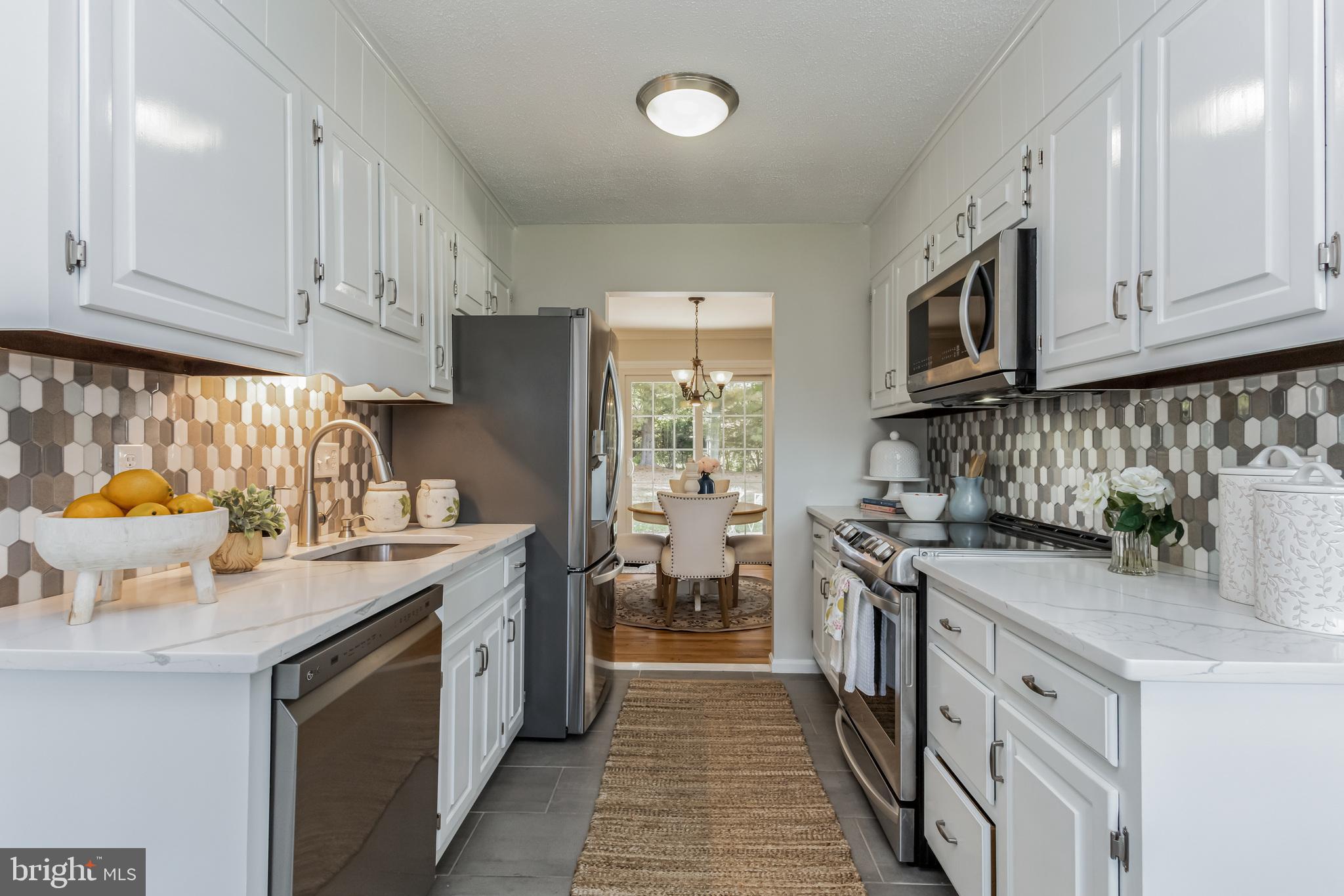 GARFIELD MANOR - Residential