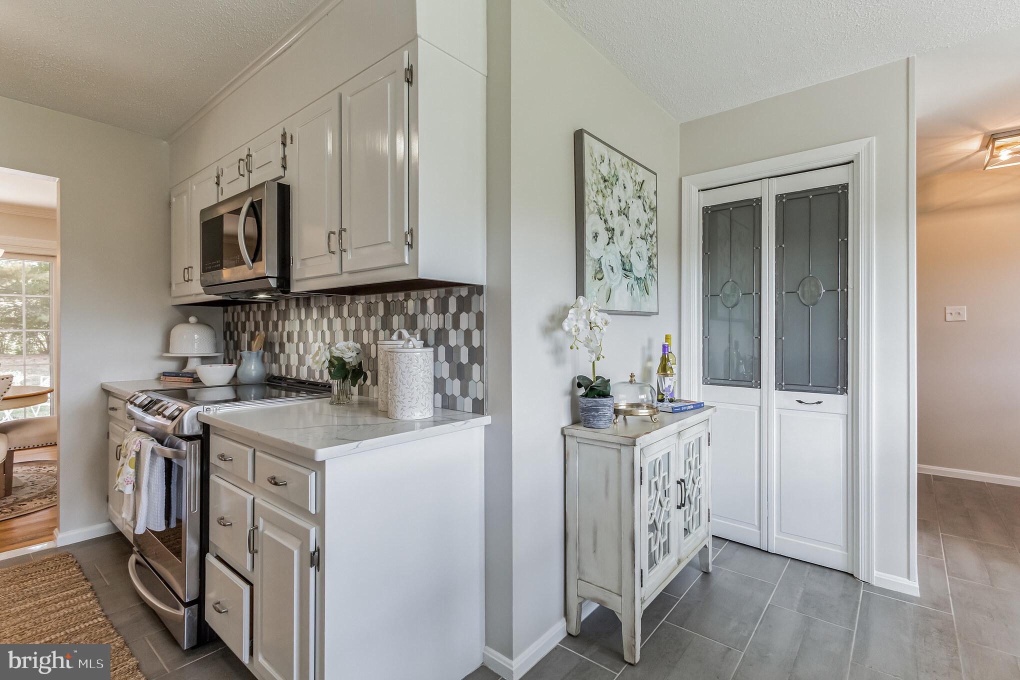 GARFIELD MANOR - Residential