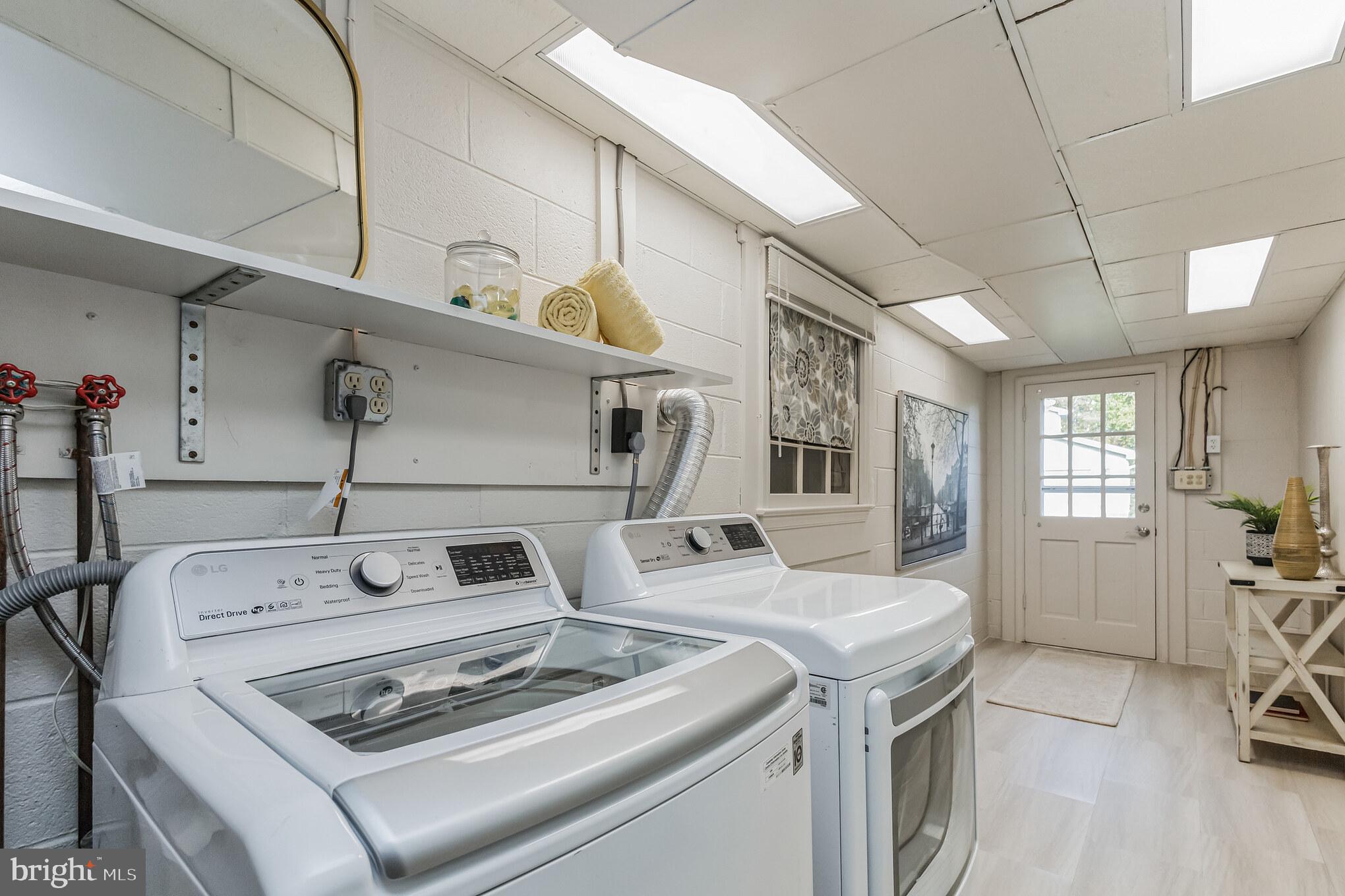 GARFIELD MANOR - Residential