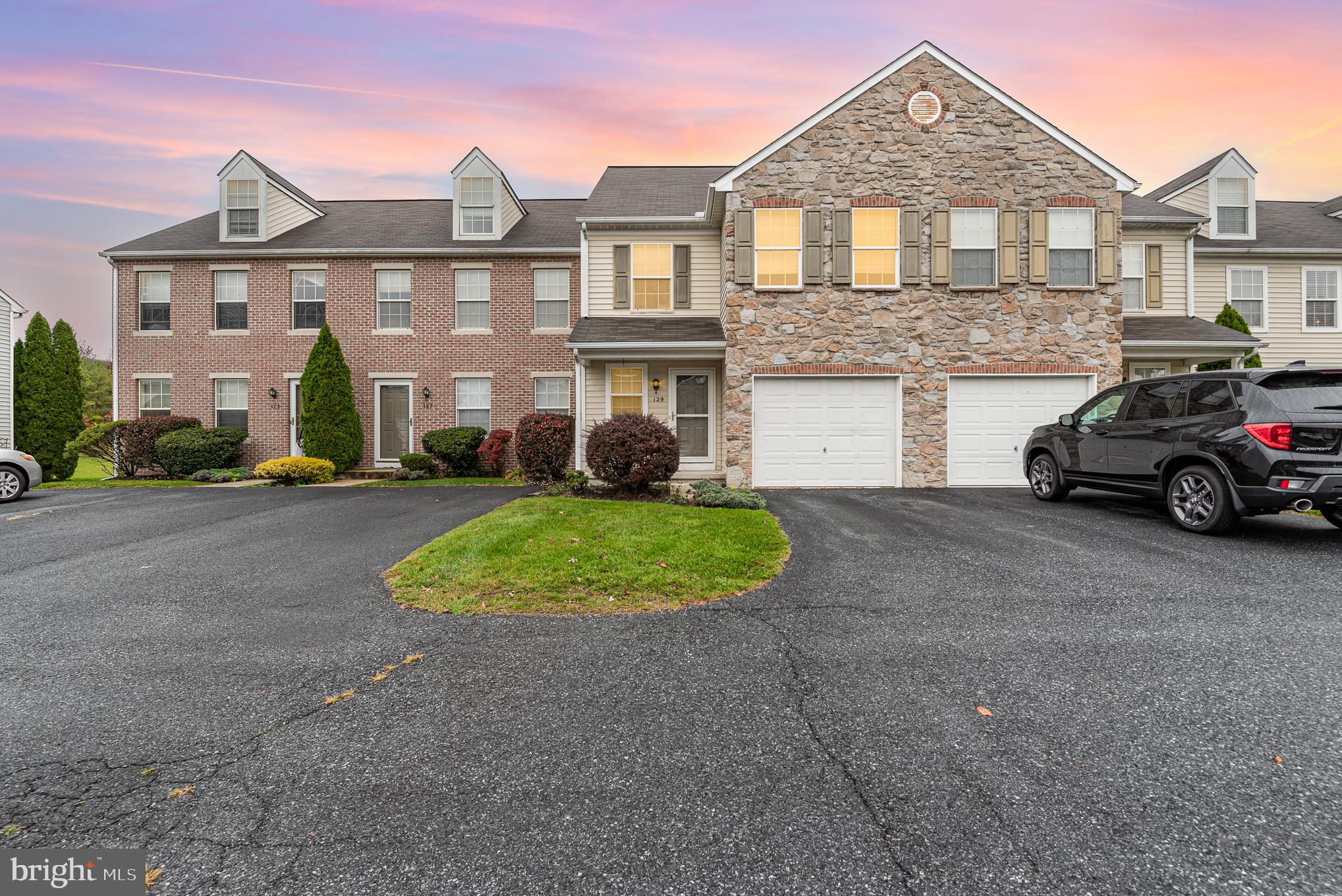 BRADFORD ESTATES - Residential Lease