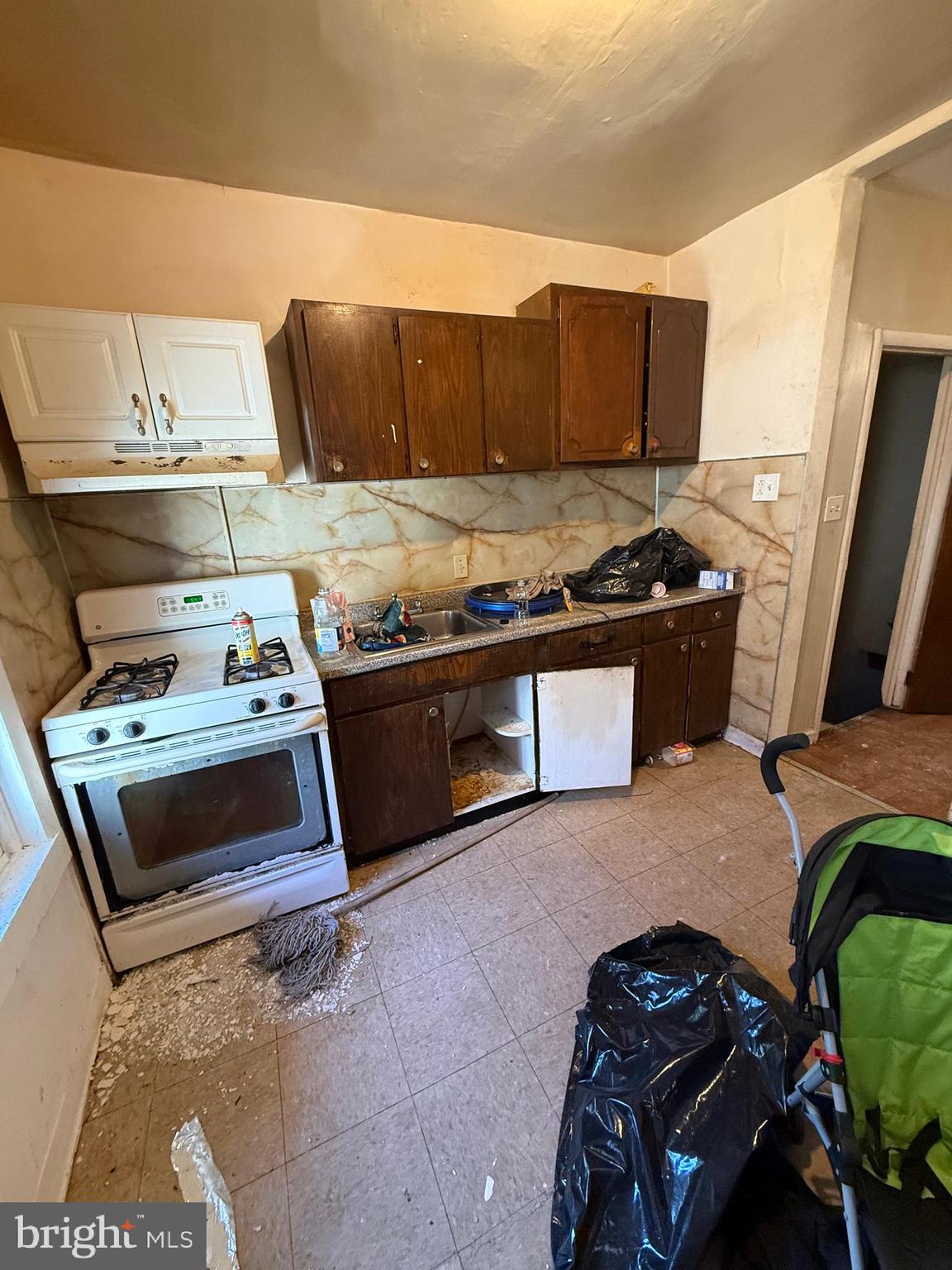 WEST PASSYUNK - Residential