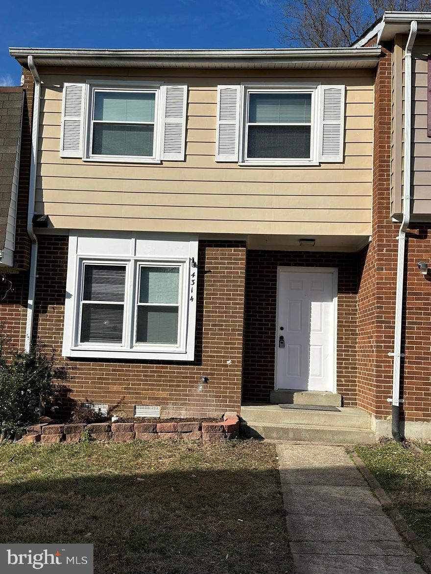 Totally Renovated, excellent condition, ready to move in. This is an excellent starter and affordable place,