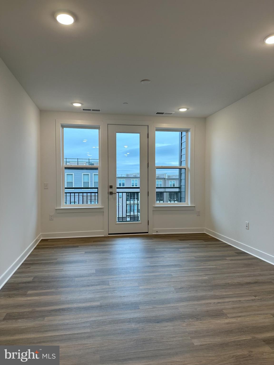 WAXPOOL CROSSING - Residential Lease