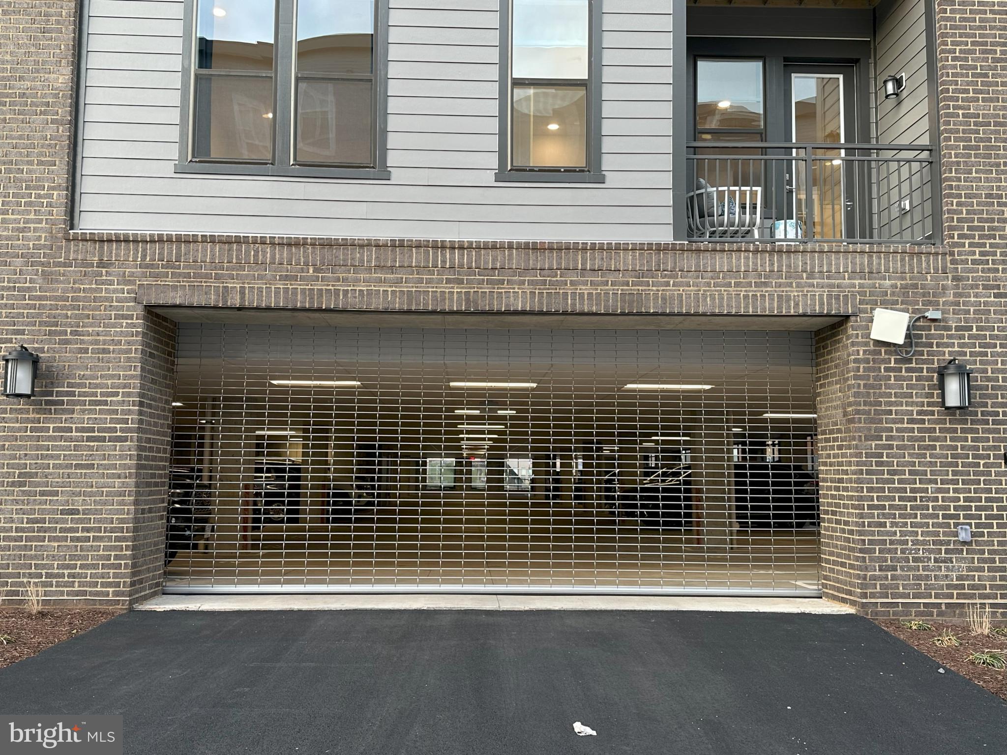 WAXPOOL CROSSING - Residential Lease