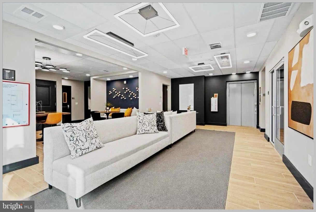 WAXPOOL CROSSING - Residential Lease