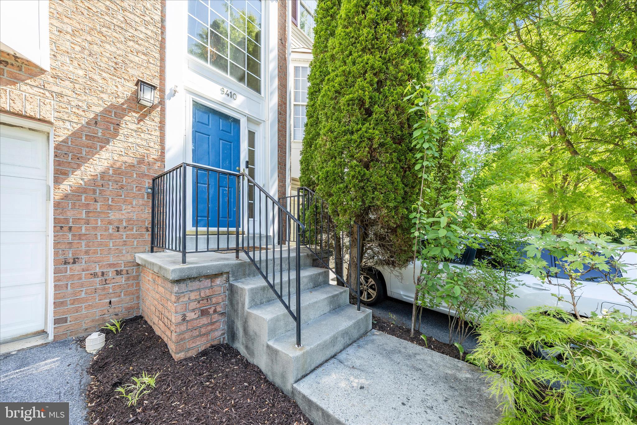 9410 SINGLETON PLACE