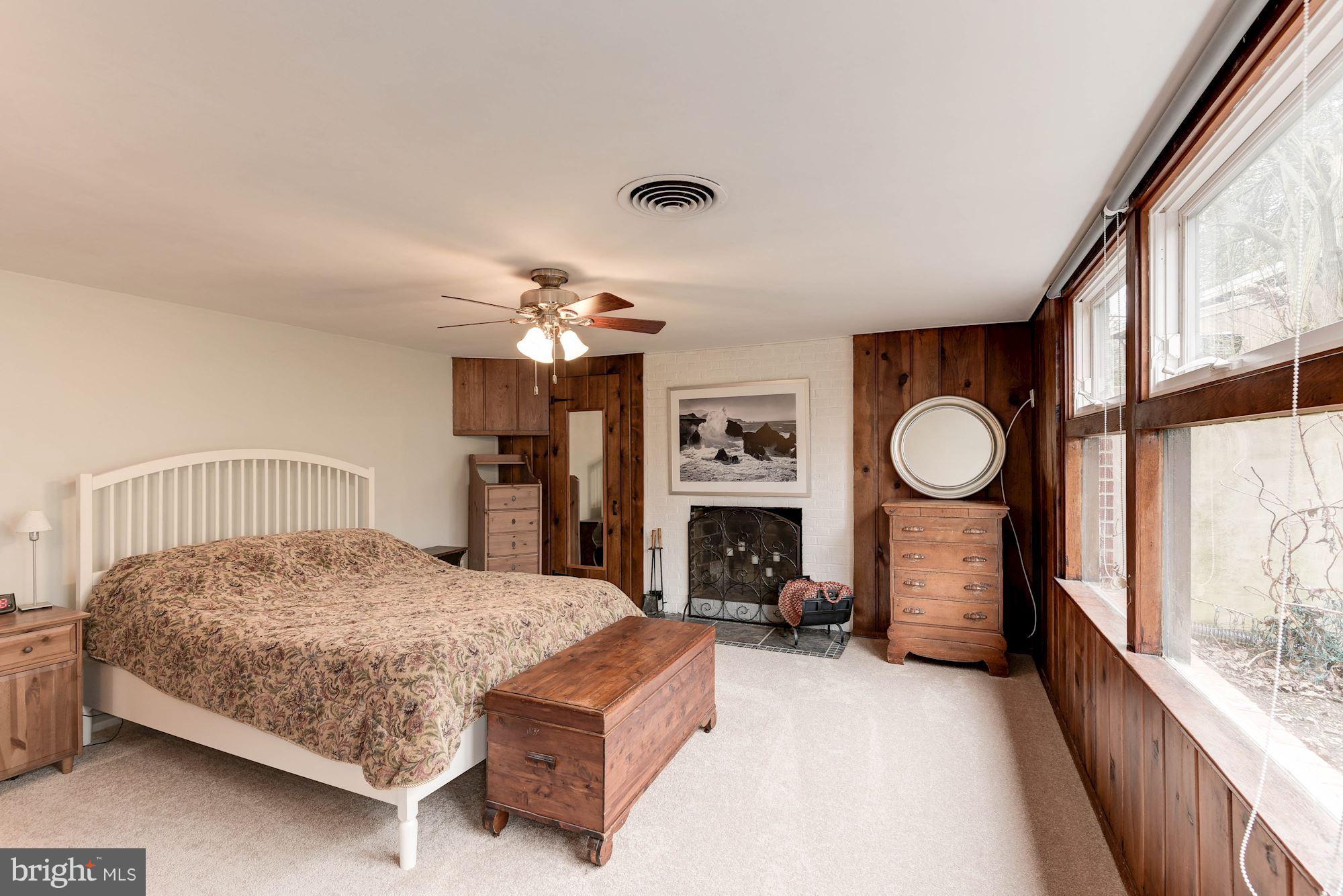 HOLMES RUN ACRES - Residential