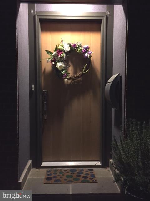 HOLMES RUN ACRES - Residential