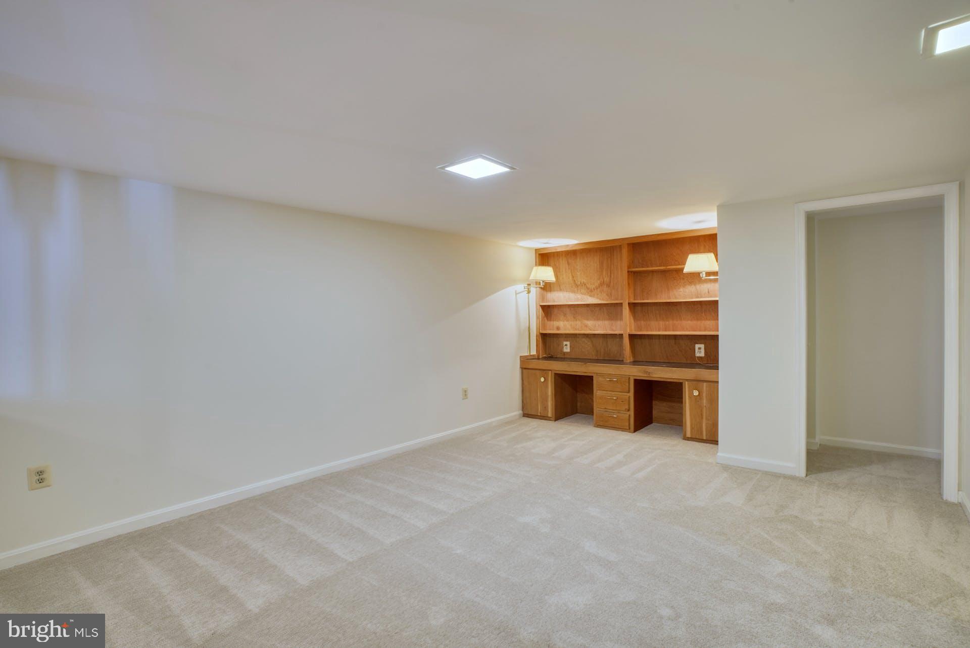 FAWSETT FARMS MANOR - Residential