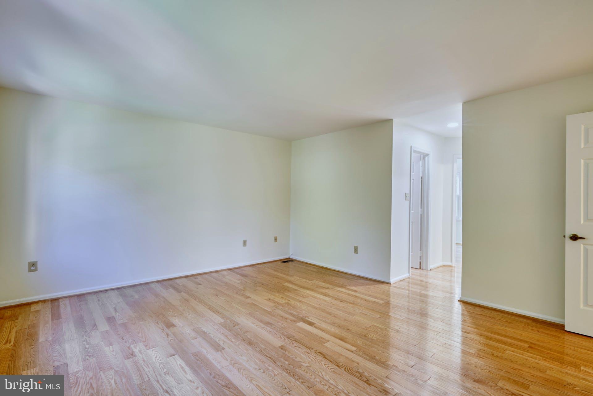 FAWSETT FARMS MANOR - Residential