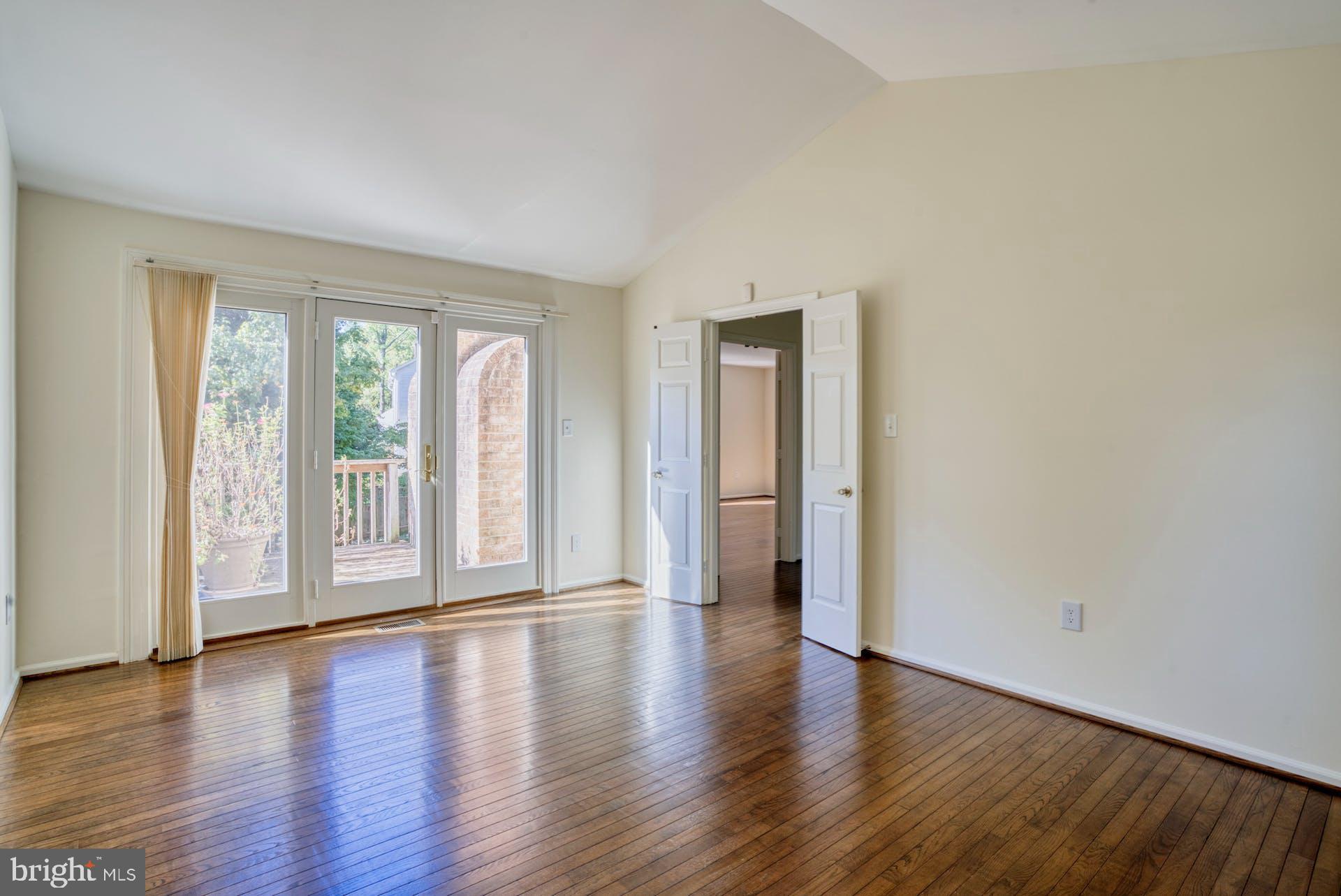 FAWSETT FARMS MANOR - Residential