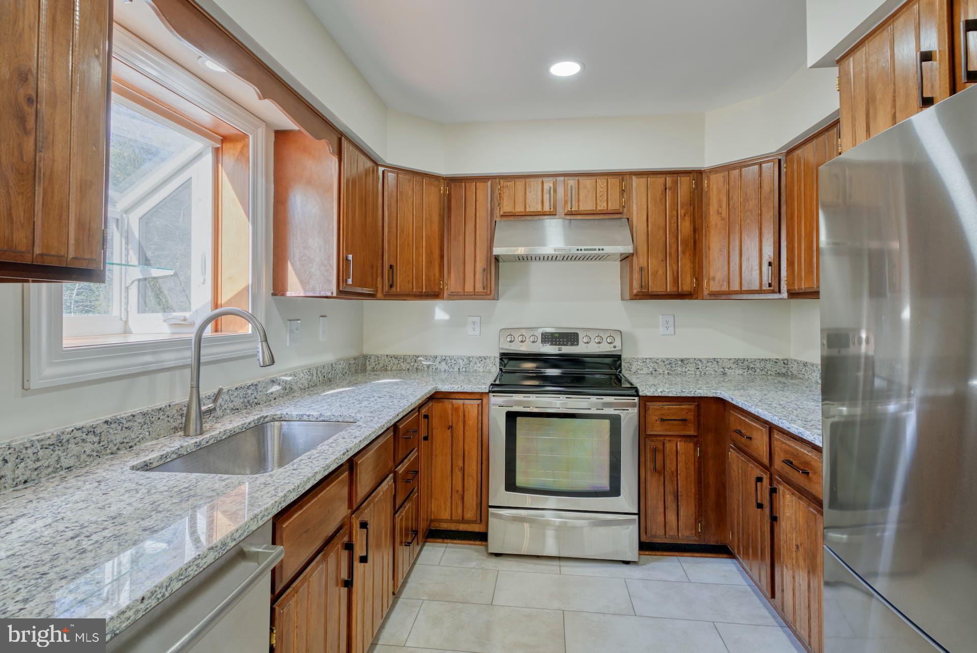 FAWSETT FARMS MANOR - Residential