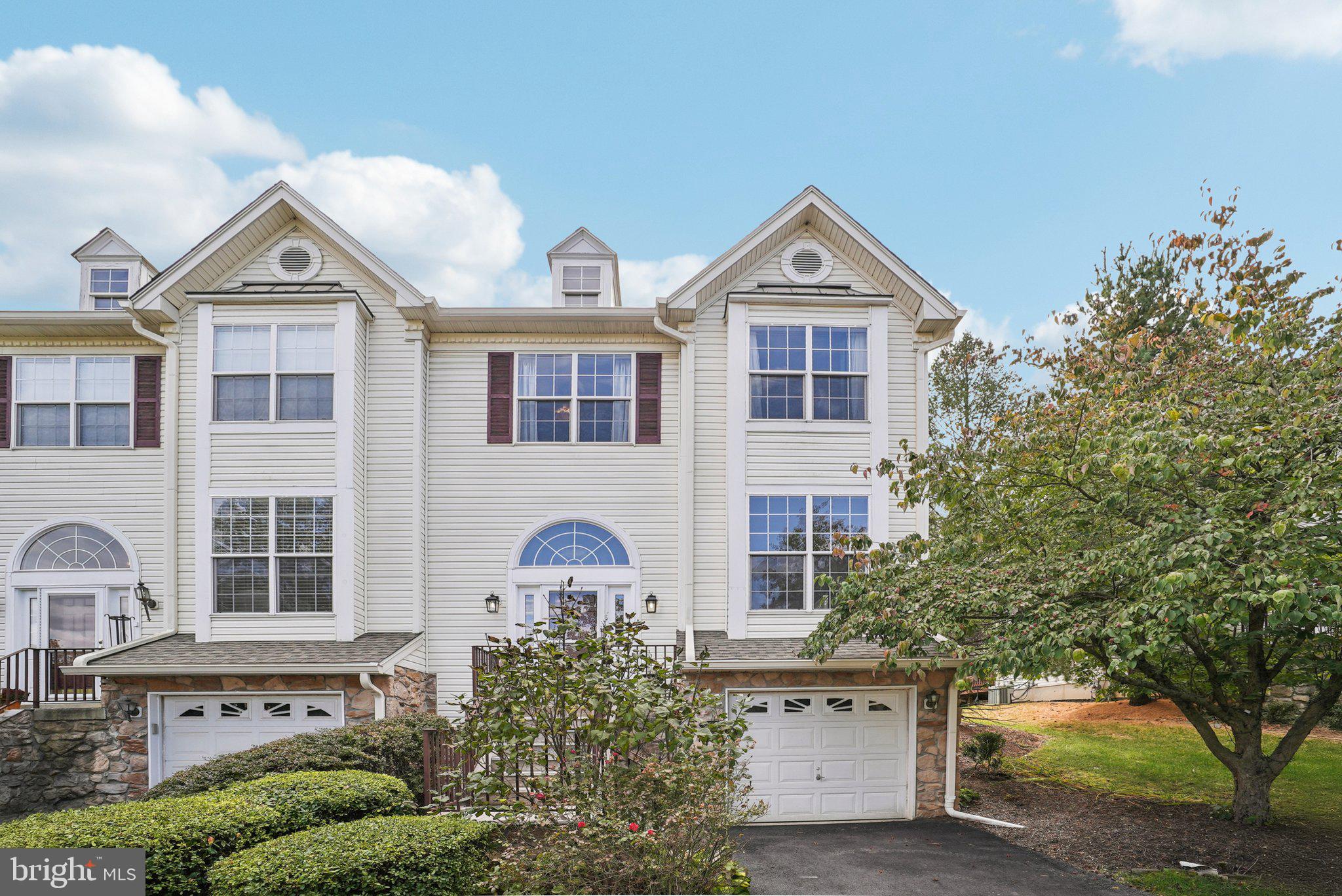 WHITELAND WOODS - Residential