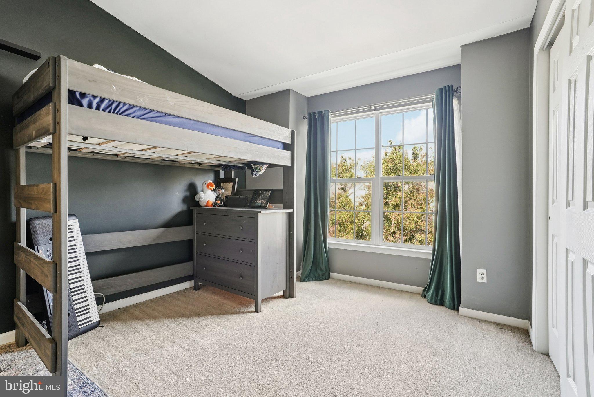 WHITELAND WOODS - Residential